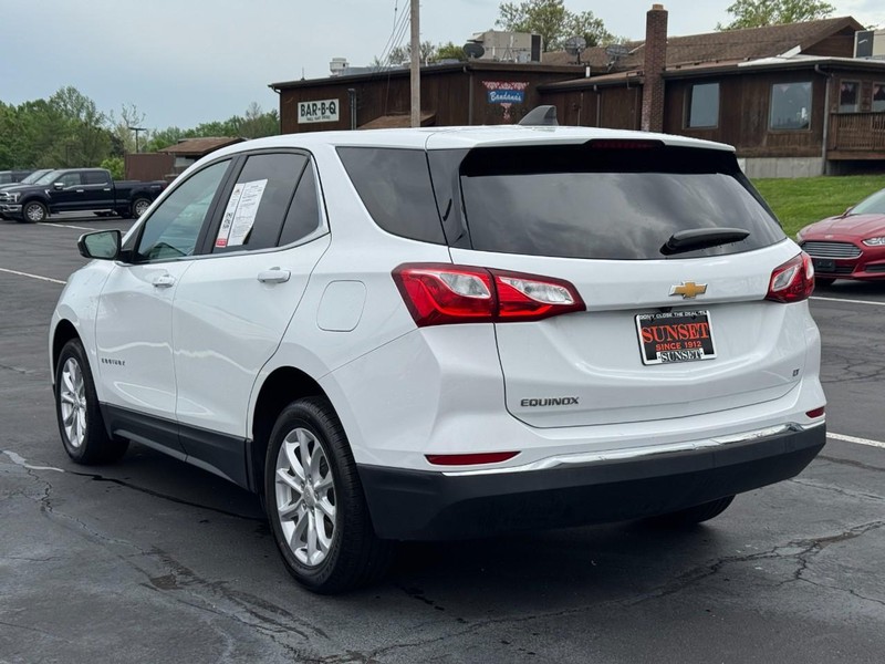 Chevrolet Equinox Vehicle Full-screen Gallery Image 07