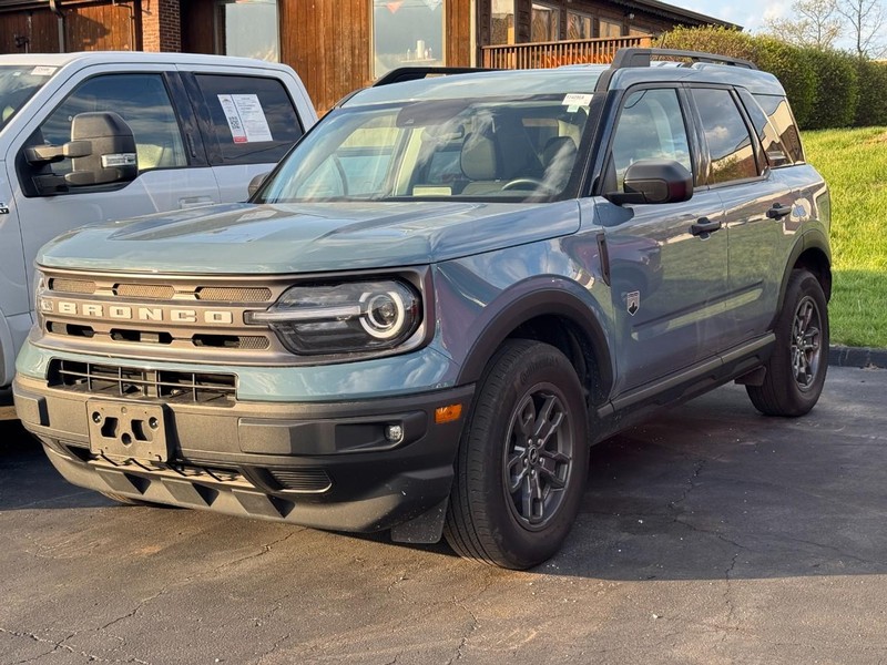 Ford Bronco Sport Vehicle Full-screen Gallery Image 04
