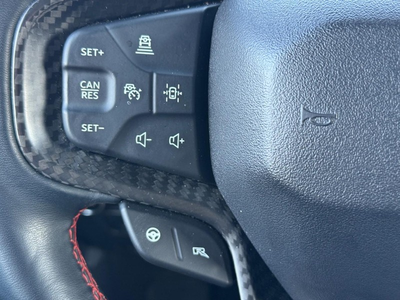 Ford Bronco Vehicle Full-screen Gallery Image 18