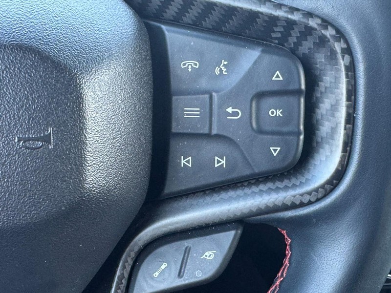 Ford Bronco Vehicle Full-screen Gallery Image 19