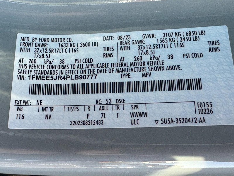 Ford Bronco Vehicle Full-screen Gallery Image 25