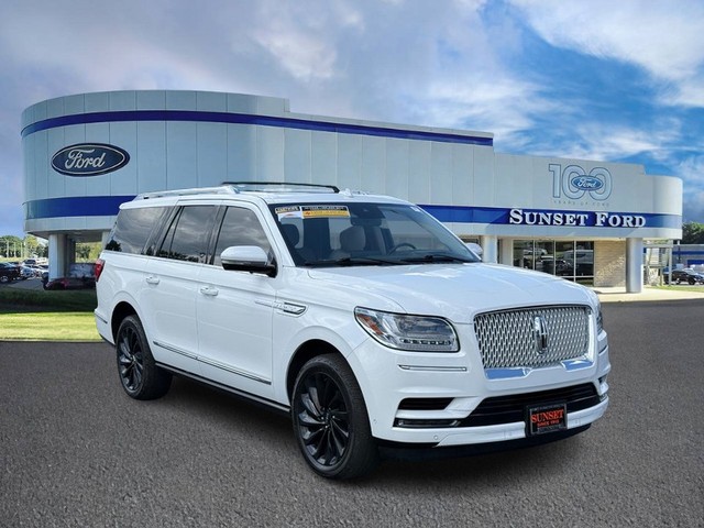 St. Louis MO 2021 Lincoln Navigator L more details - lincoln navigator l