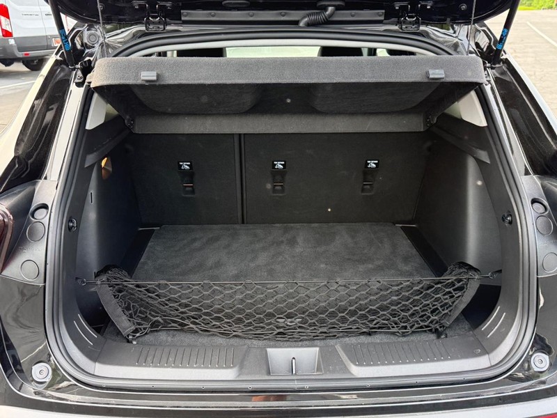Chevrolet Trax Vehicle Full-screen Gallery Image 04