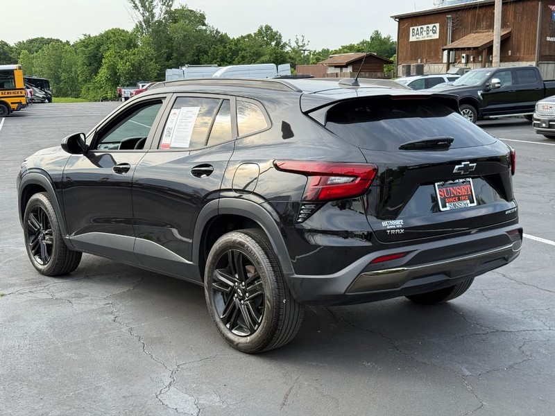 Chevrolet Trax Vehicle Full-screen Gallery Image 07