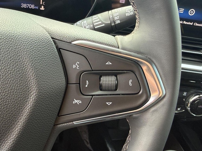 Chevrolet Trax Vehicle Full-screen Gallery Image 20