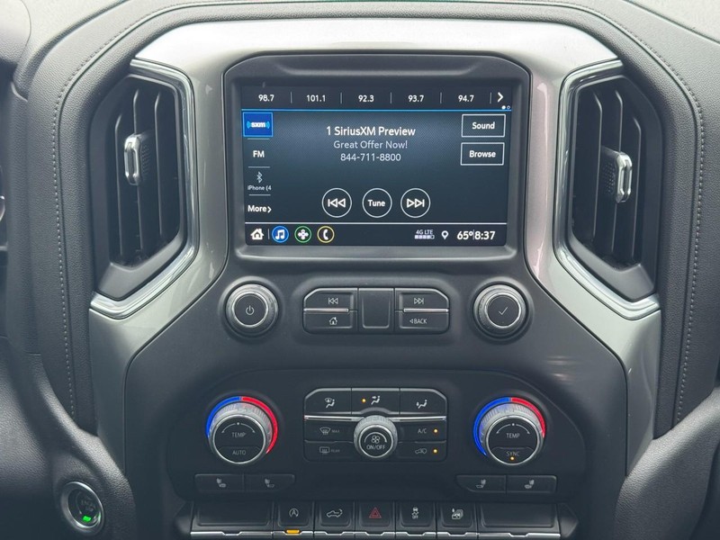 Chevrolet Silverado 1500 LTD Vehicle Full-screen Gallery Image 13
