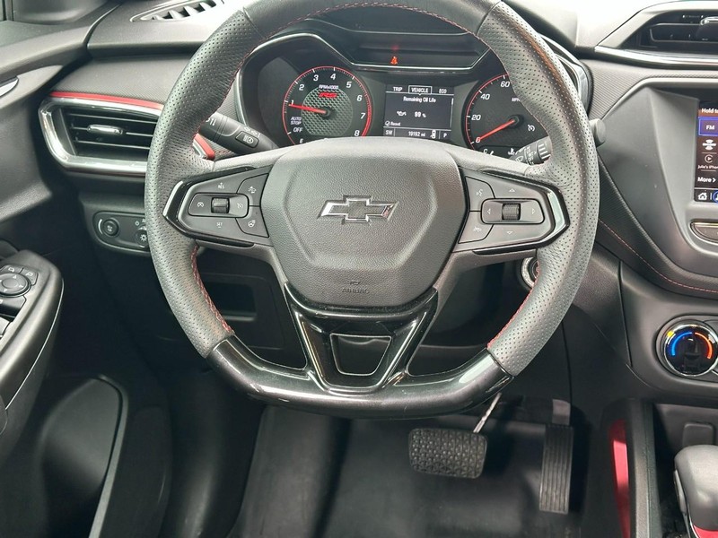 Chevrolet TrailBlazer Vehicle Full-screen Gallery Image 12