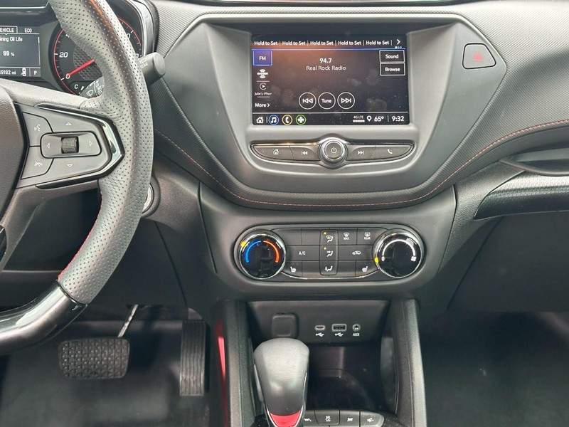 Chevrolet TrailBlazer Vehicle Full-screen Gallery Image 13