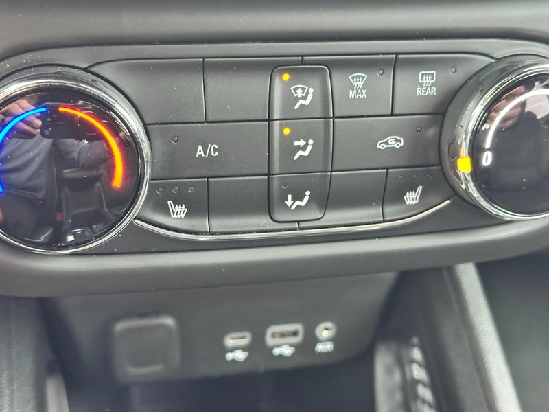 Chevrolet TrailBlazer Vehicle Full-screen Gallery Image 21