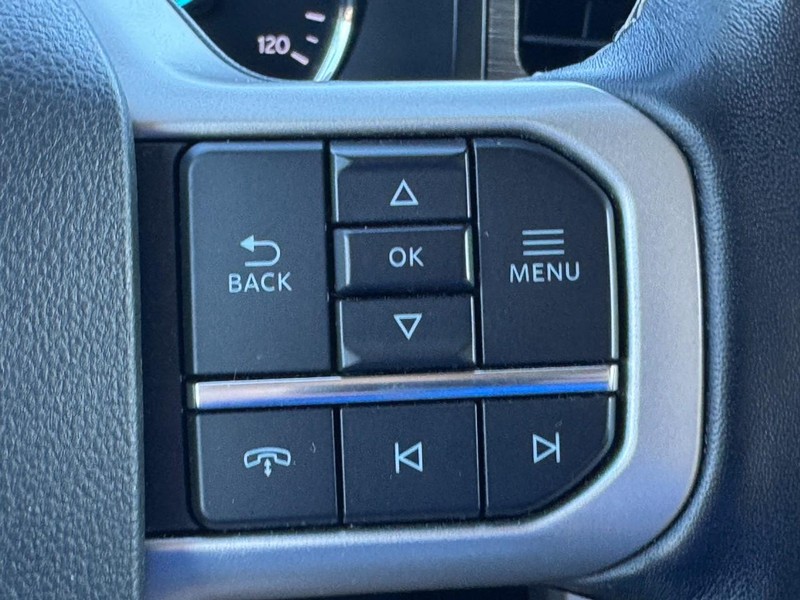 Ford Expedition Max Vehicle Full-screen Gallery Image 21