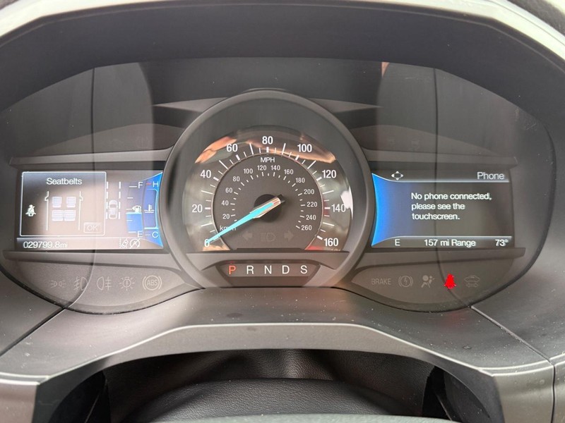Ford Edge Vehicle Full-screen Gallery Image 21