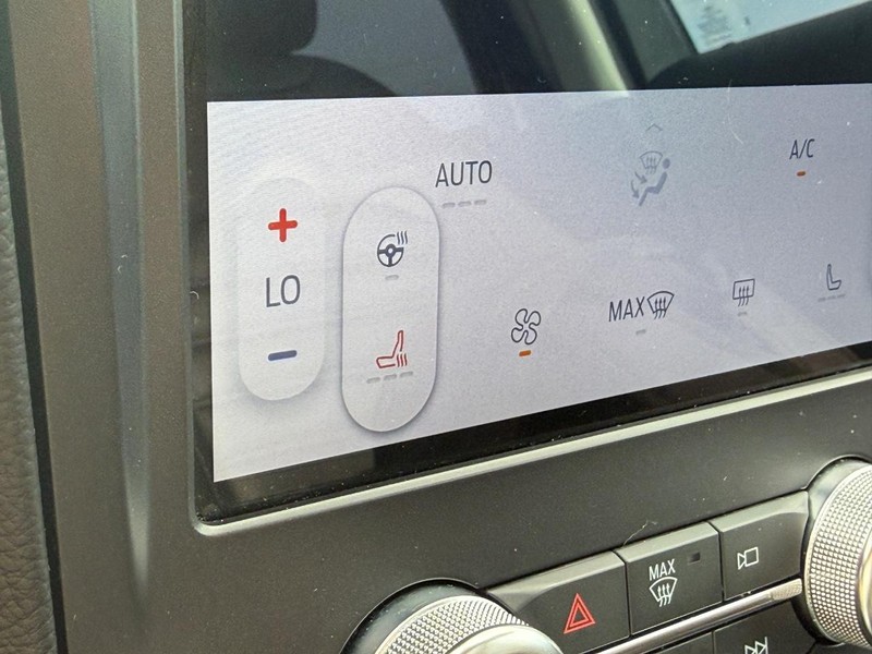 Ford Edge Vehicle Full-screen Gallery Image 24
