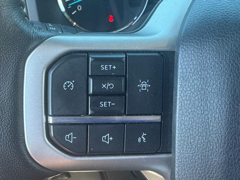 Ford Expedition Vehicle Full-screen Gallery Image 20