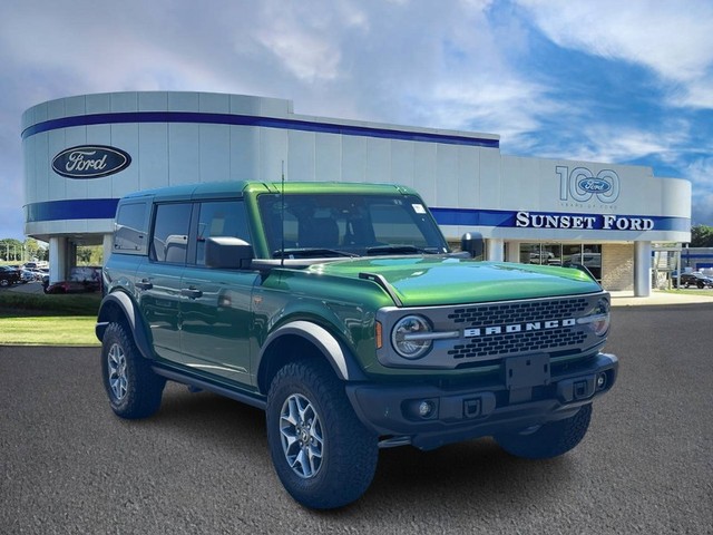 St. Louis MO 2025 Ford Bronco more details - ford bronco