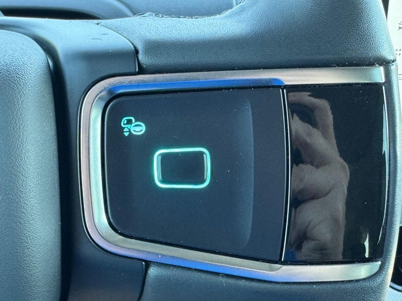 Ford Expedition Vehicle Full-screen Gallery Image 22