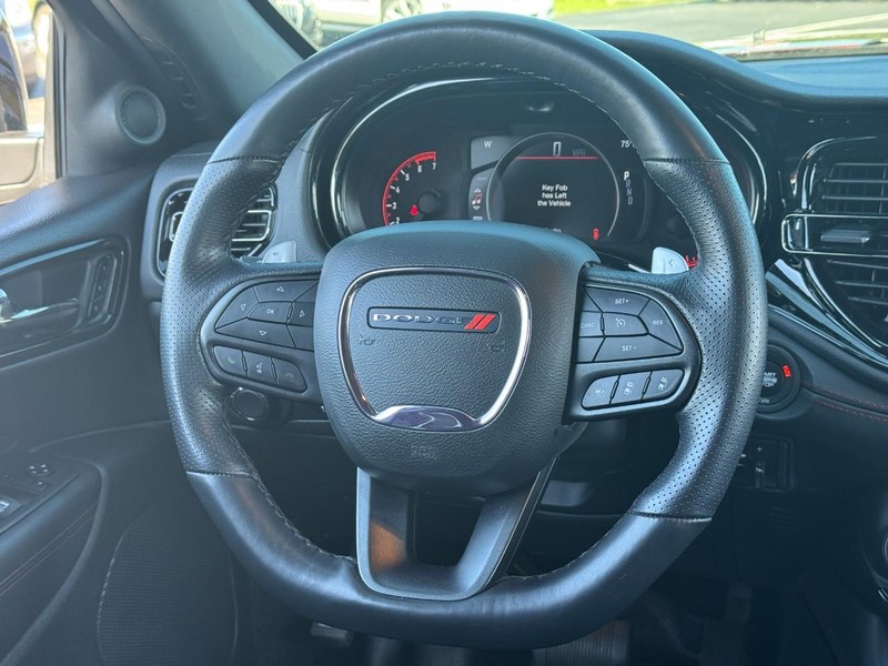 Dodge Durango Vehicle Full-screen Gallery Image 17