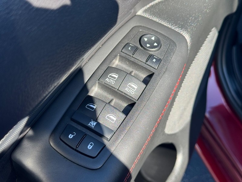 Dodge Durango Vehicle Full-screen Gallery Image 20