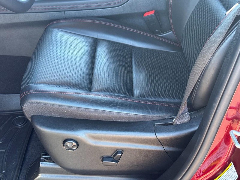 Dodge Durango Vehicle Full-screen Gallery Image 23