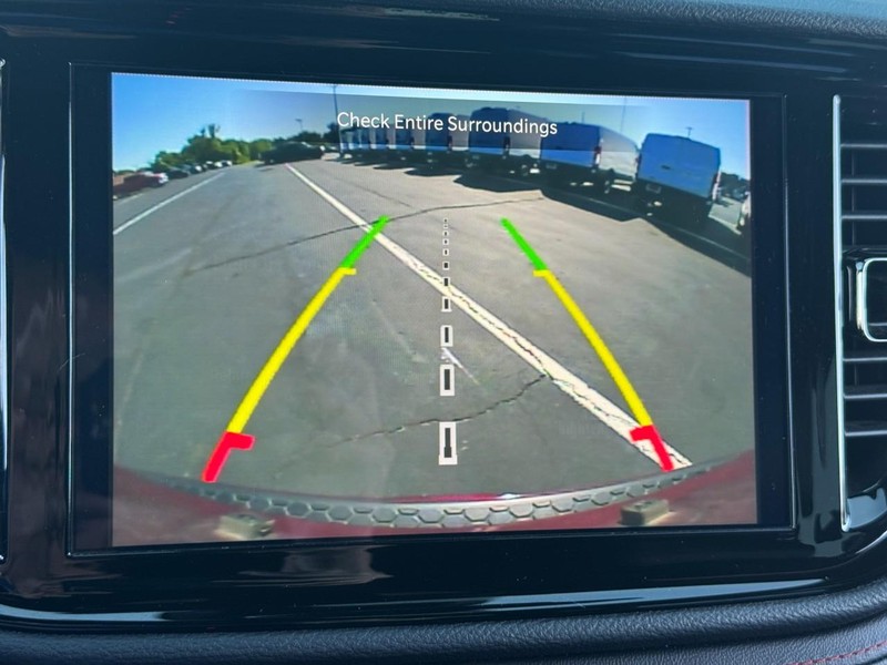 Dodge Durango Vehicle Full-screen Gallery Image 29