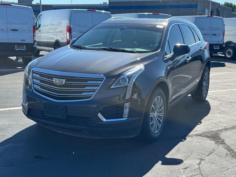 Cadillac XT5 Vehicle Full-screen Gallery Image 08