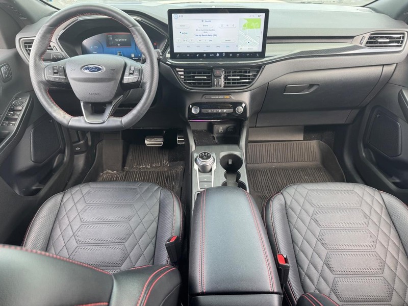 Ford Escape Vehicle Full-screen Gallery Image 13