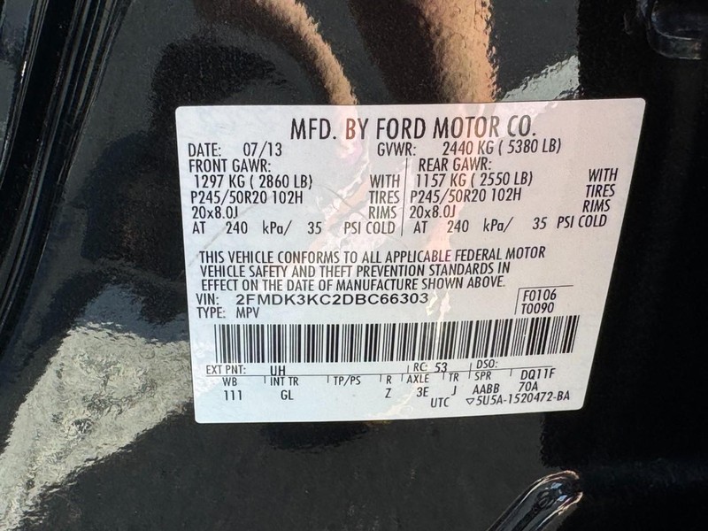 Ford Edge Vehicle Full-screen Gallery Image 24