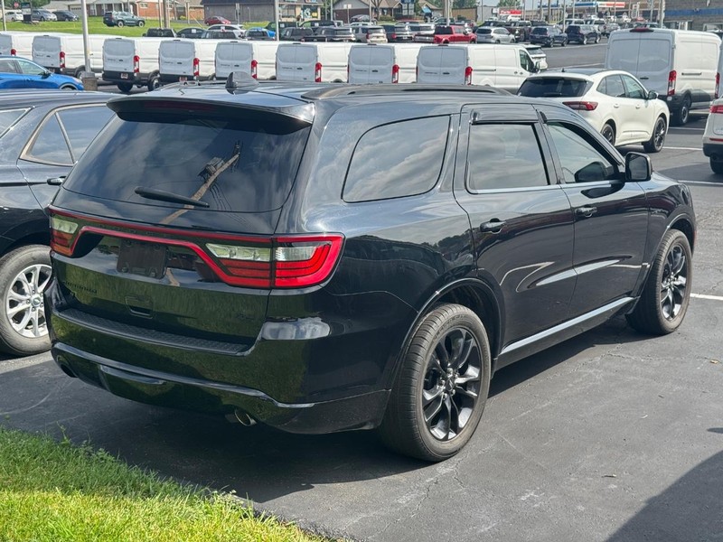 Dodge Durango Vehicle Full-screen Gallery Image 02