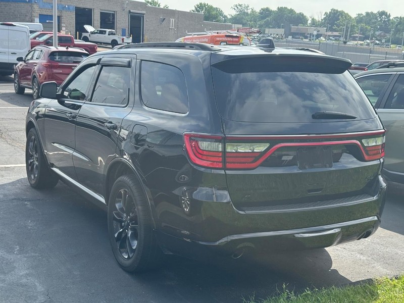 Dodge Durango Vehicle Full-screen Gallery Image 03