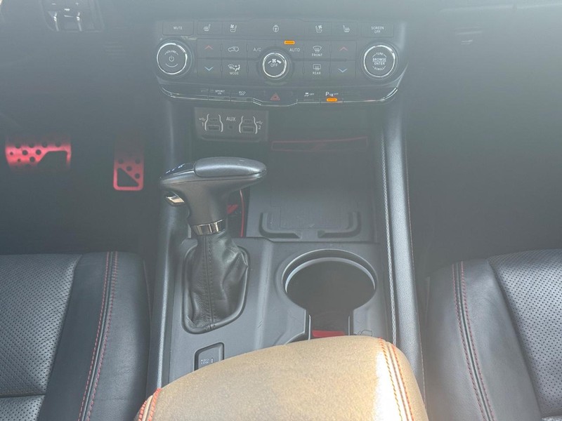 Dodge Durango Vehicle Full-screen Gallery Image 19