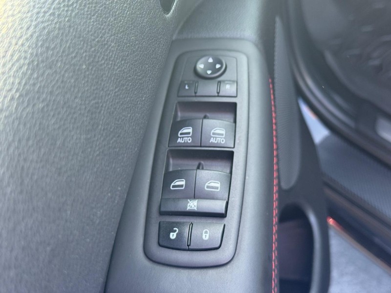 Dodge Durango Vehicle Full-screen Gallery Image 20