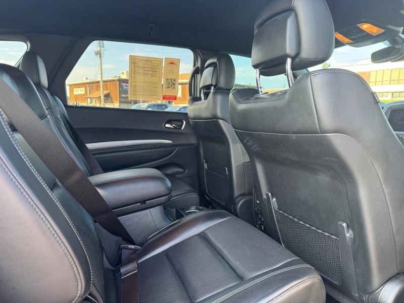 Dodge Durango Vehicle Full-screen Gallery Image 12
