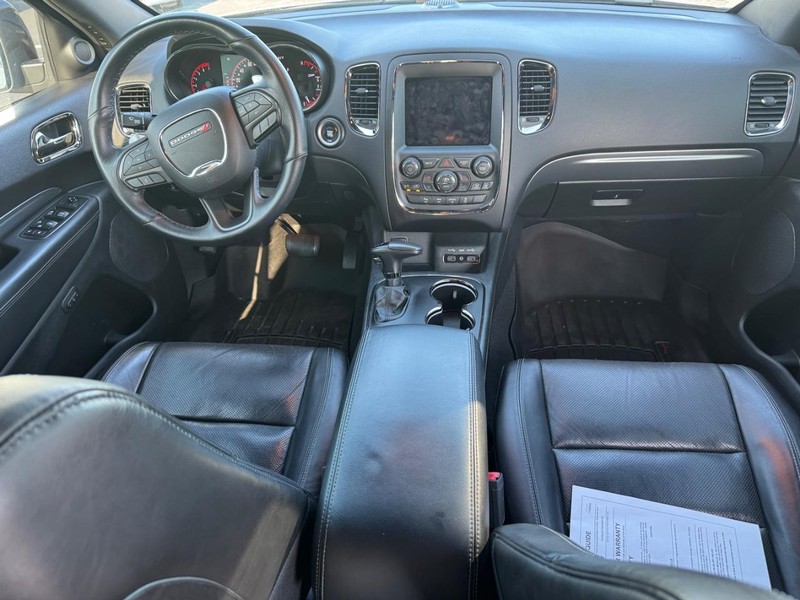 Dodge Durango Vehicle Full-screen Gallery Image 14