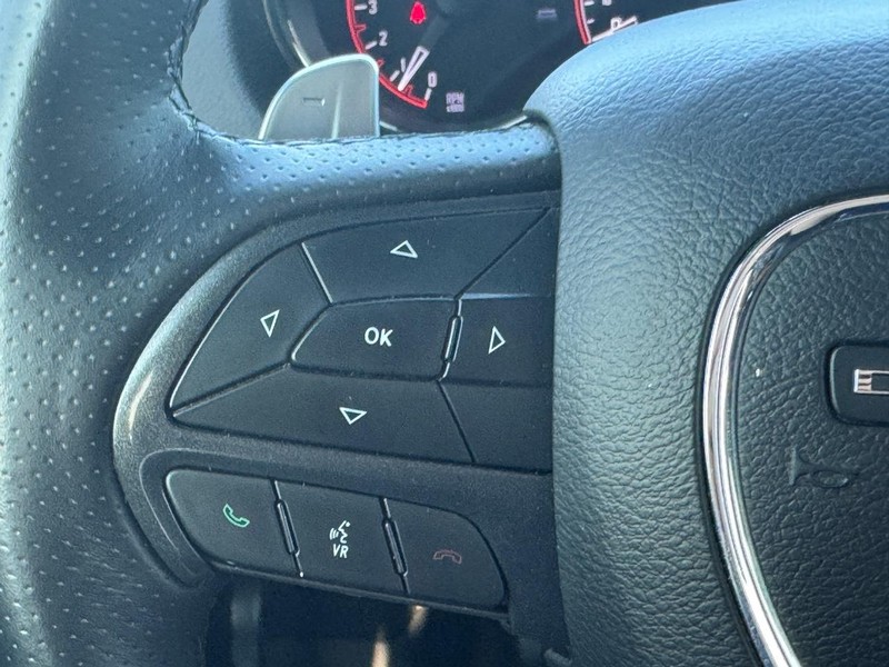 Dodge Durango Vehicle Full-screen Gallery Image 21
