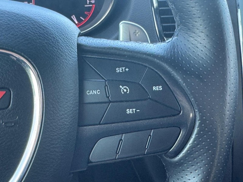 Dodge Durango Vehicle Full-screen Gallery Image 22