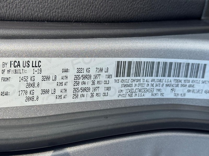 Dodge Durango Vehicle Full-screen Gallery Image 25