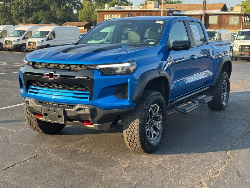 Chevrolet Colorado Vehicle Full-screen Gallery Image 09
