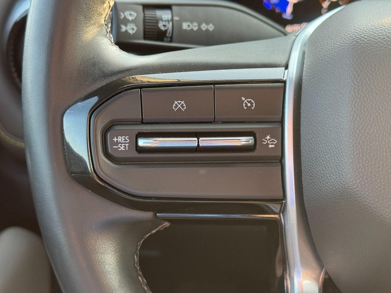 Chevrolet Colorado Vehicle Full-screen Gallery Image 19