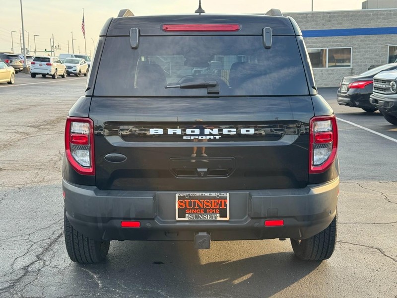 Ford Bronco Sport Vehicle Full-screen Gallery Image 05