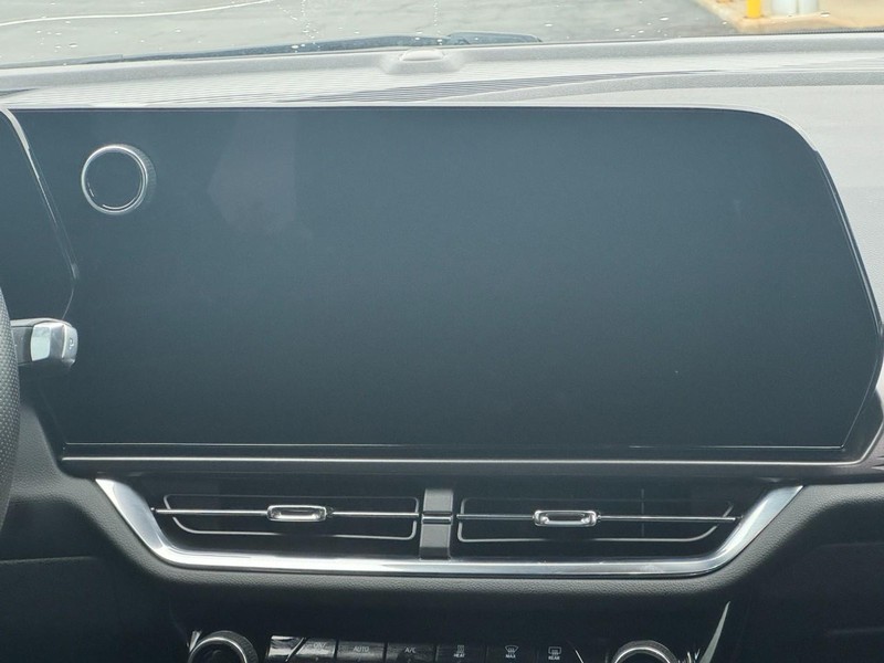 Chevrolet Equinox EV Vehicle Full-screen Gallery Image 14