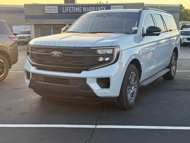 St. Louis MO 2025 Ford Expedition Max more details - ford expedition max