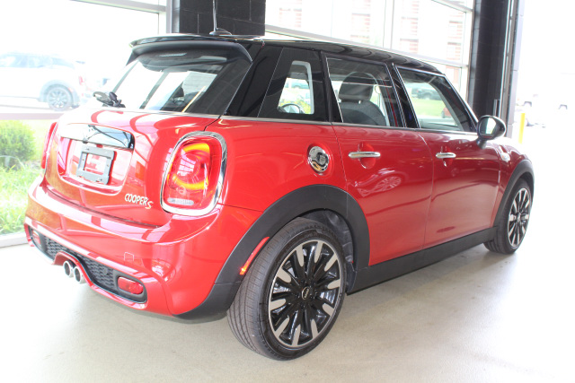 2018 MINI Cooper