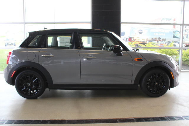 2018 MINI Cooper