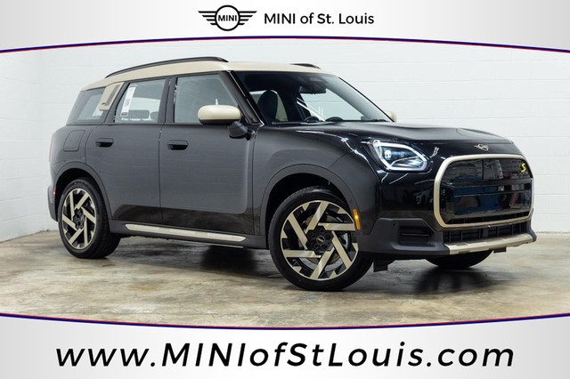 2025 MINI Countryman Cooper SE at Mini of St. Louis in St louis MO