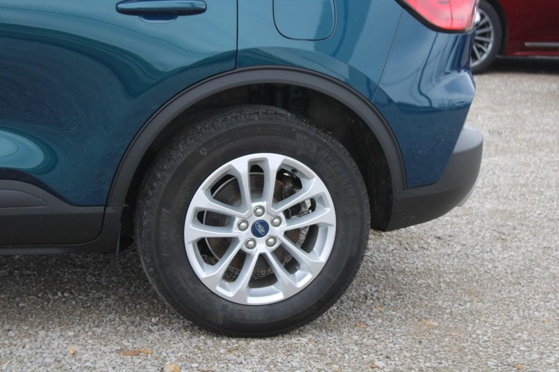 Ford Escape Vehicle Image 10