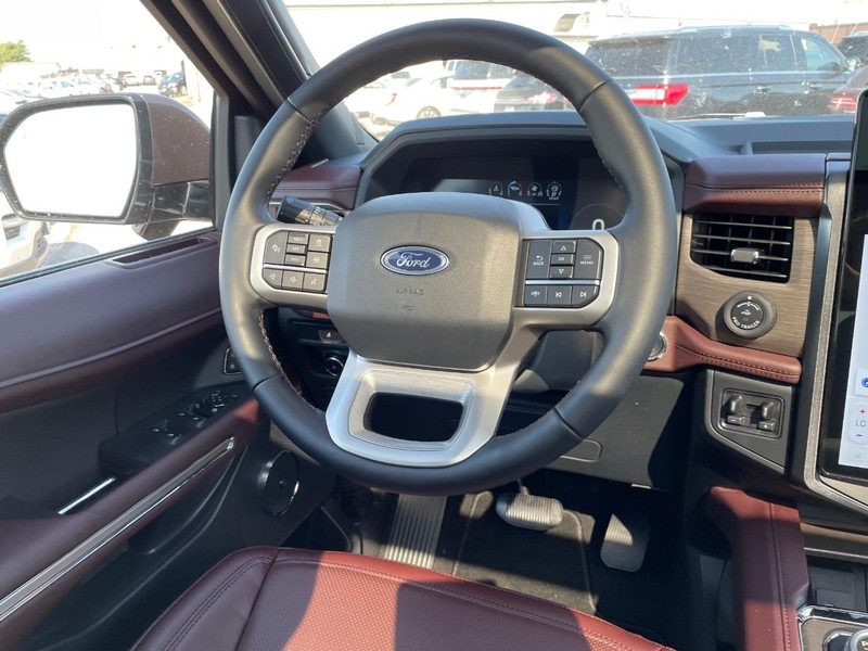 Ford Expedition Max Vehicle Image 15