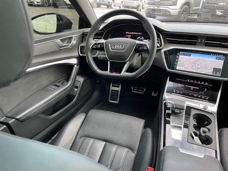 Audi RS 7 Vehicle Image 14