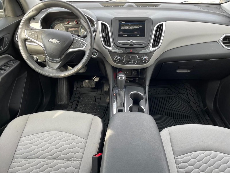 2019 Chevrolet Equinox LS photo