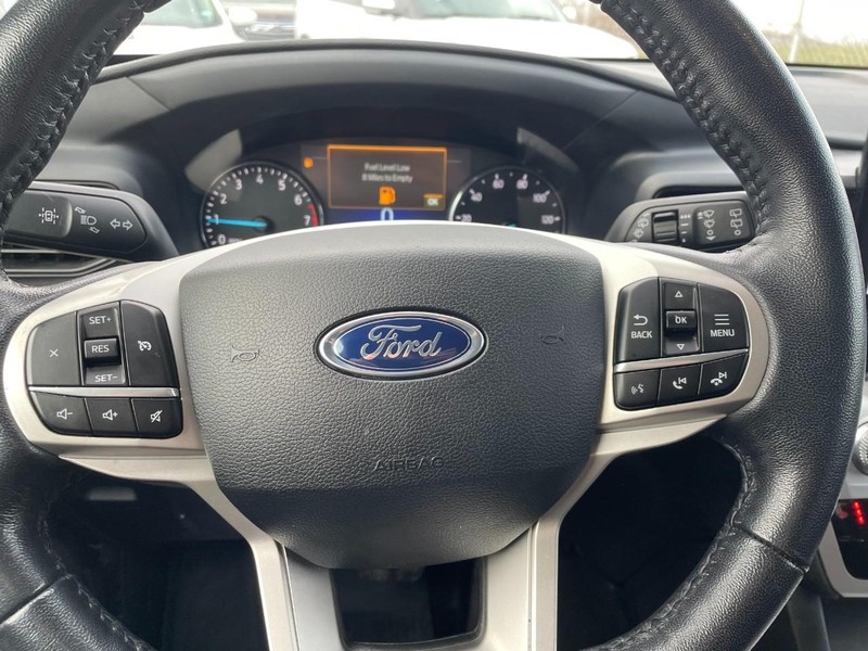 2021 Ford Explorer XLT photo