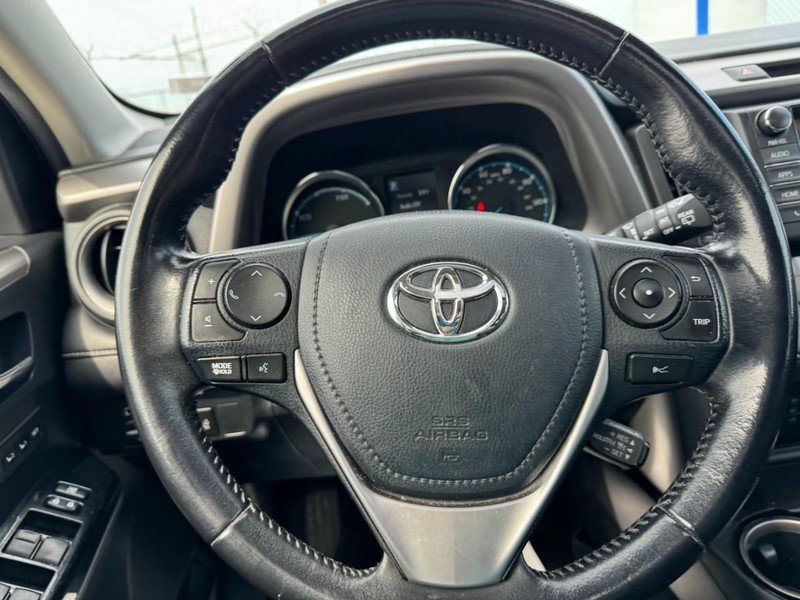 Toyota RAV4 Hybrid Vehicle Image 20