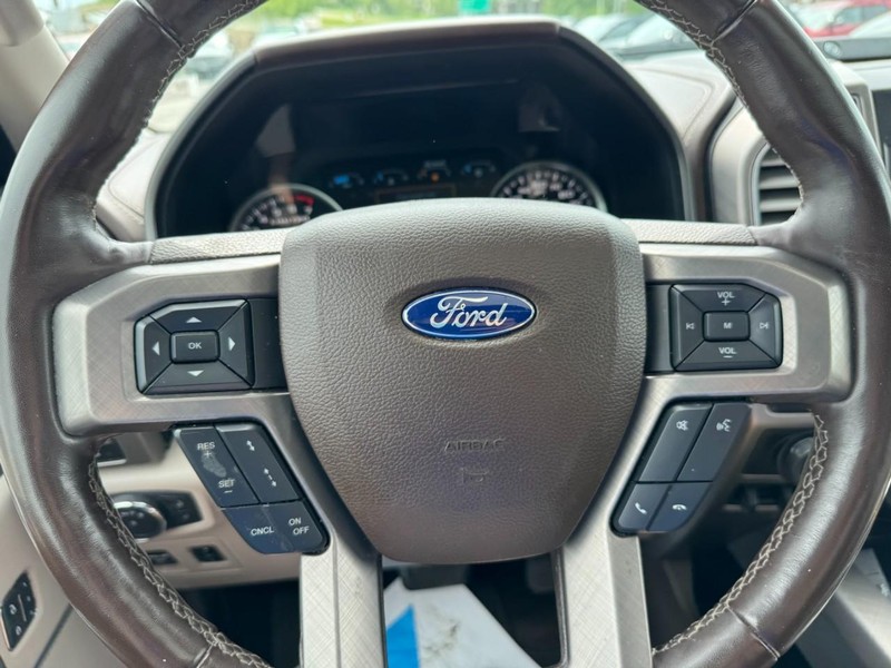 2019 Ford F-150 4WD Limited SuperCrew photo